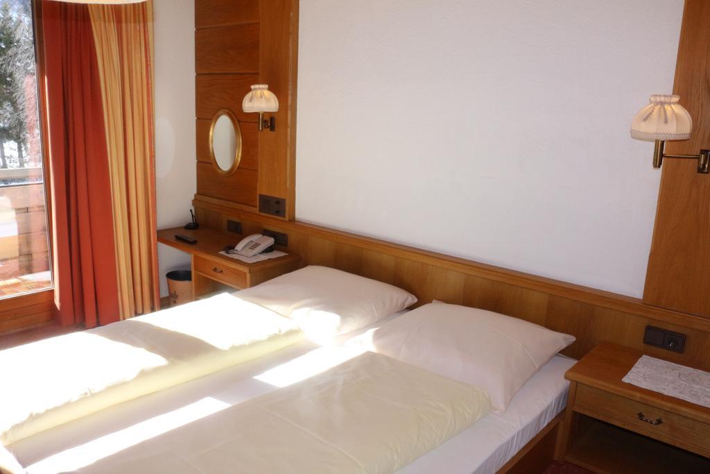 Hotel Landle กัลเทือร์ ภายนอก รูปภาพ